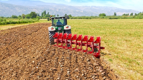 Semi Mounted Reversible Plough 