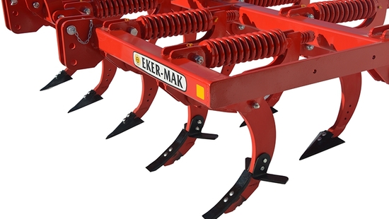 Cultivator With Compresion Spring